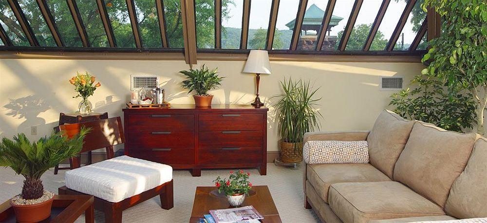 The Sayre Mansion Bed & Breakfast