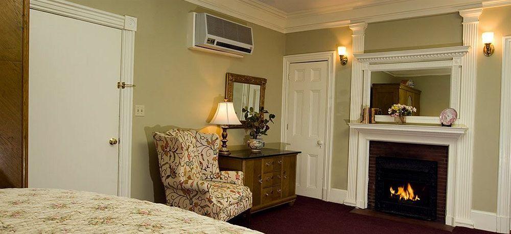 The Sayre Mansion Bed & Breakfast 3*
